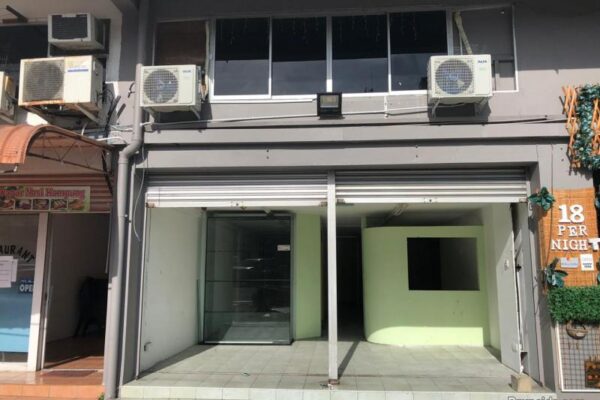 Small Commercial Space for Rent
